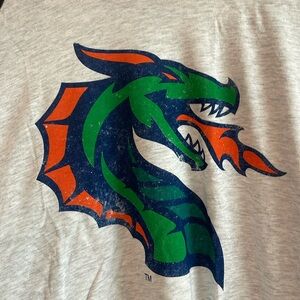 NWT XFL football Seattle dragons three-quarter sleeve baseball T-shirt